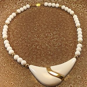 Vintage Napier White & Gold Beaded Necklace--42